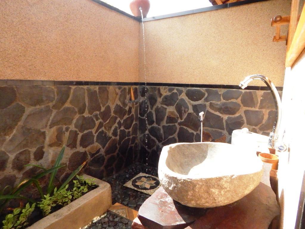 Yuda Menjangan Homestay Banyuwedang
